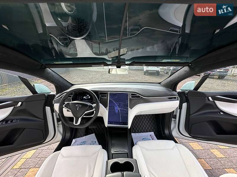 Внедорожник / Кроссовер Tesla Model X 2016 в Львове фото 27 Внедорожник / Кроссовер Tesla Model X 2016 в Львове