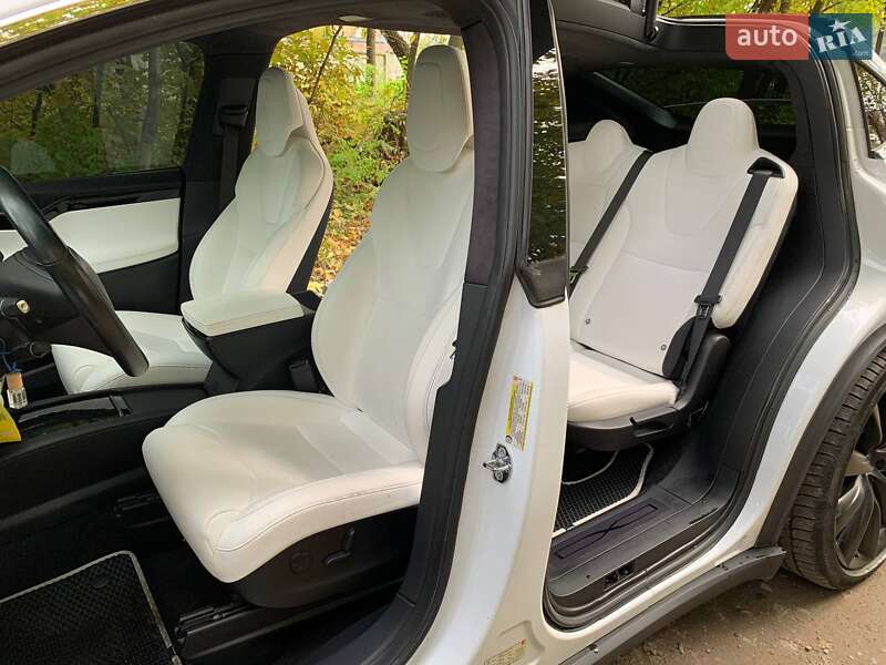 Позашляховик / Кросовер Tesla Model X 2019 в Львові фото 11 Позашляховик / Кросовер Tesla Model X 2019 в Львові