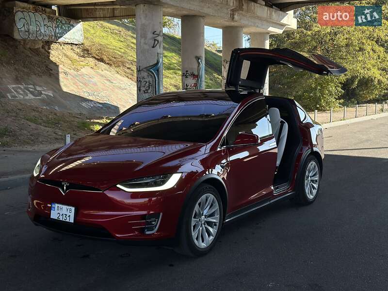 Внедорожник / Кроссовер Tesla Model X 2018 в Одессе фото 9 Внедорожник / Кроссовер Tesla Model X 2018 в Одессе