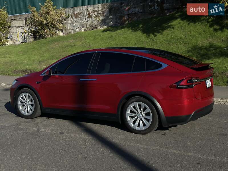 Внедорожник / Кроссовер Tesla Model X 2018 в Одессе фото 36 Внедорожник / Кроссовер Tesla Model X 2018 в Одессе