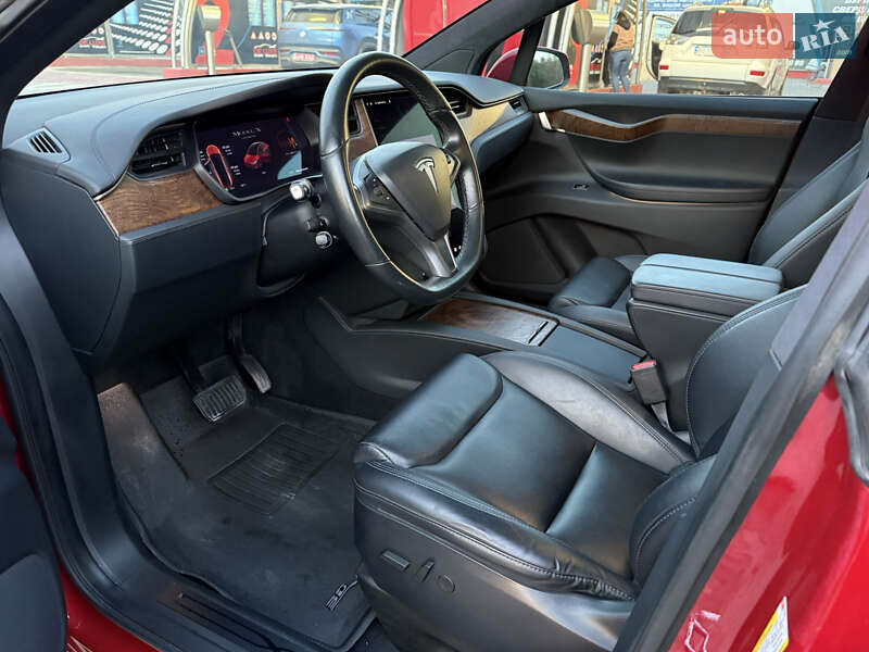 Внедорожник / Кроссовер Tesla Model X 2020 в Тернополе