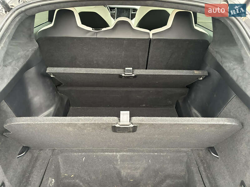 Позашляховик / Кросовер Tesla Model X 2020 в Києві фото 52 Позашляховик / Кросовер Tesla Model X 2020 в Києві