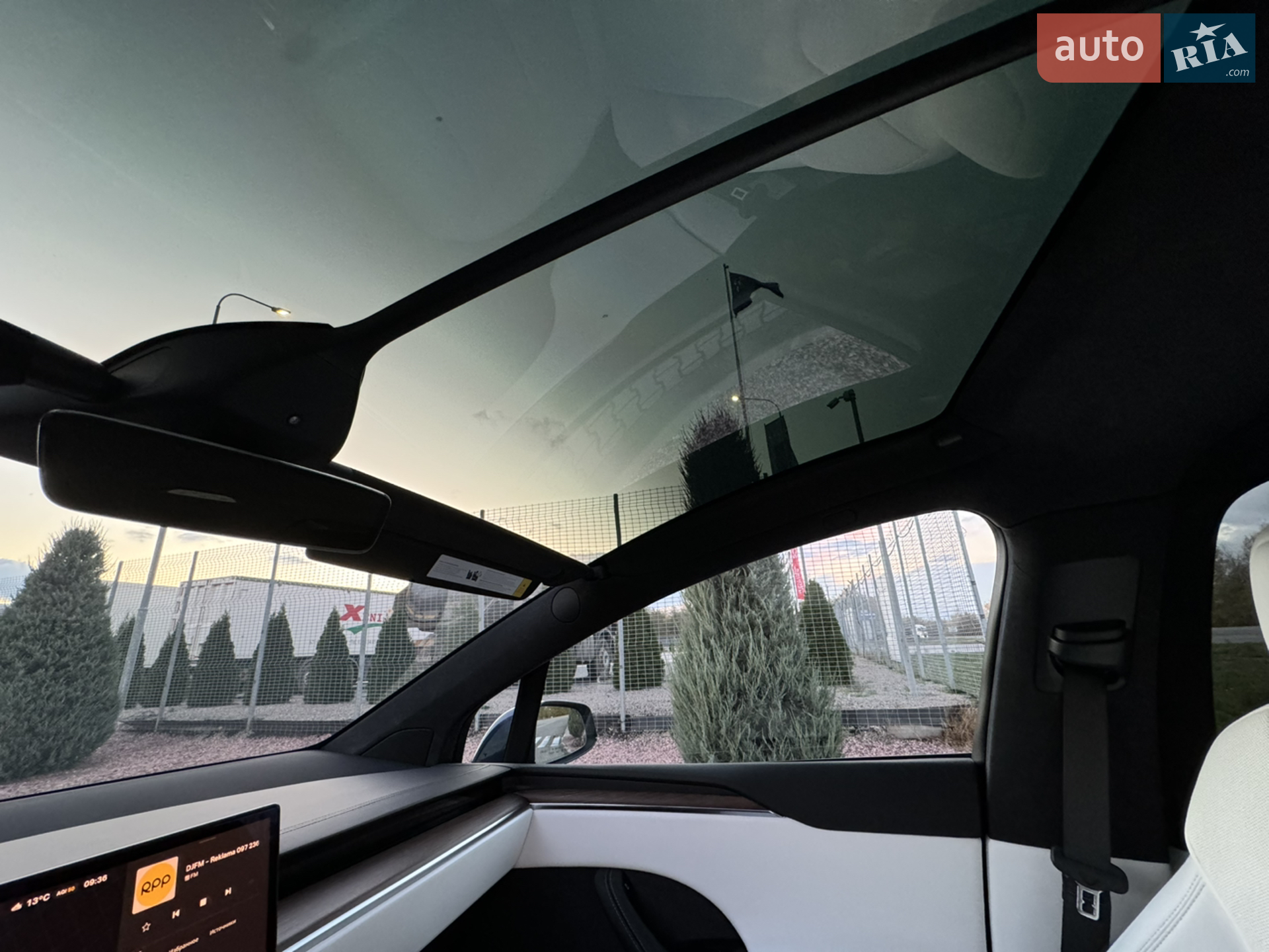 2022 Tesla Model X - мініатюра 15