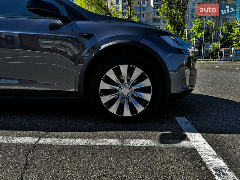Позашляховик / Кросовер Tesla Model X 2019 в Києві фото 36 Позашляховик / Кросовер Tesla Model X 2019 в Києві