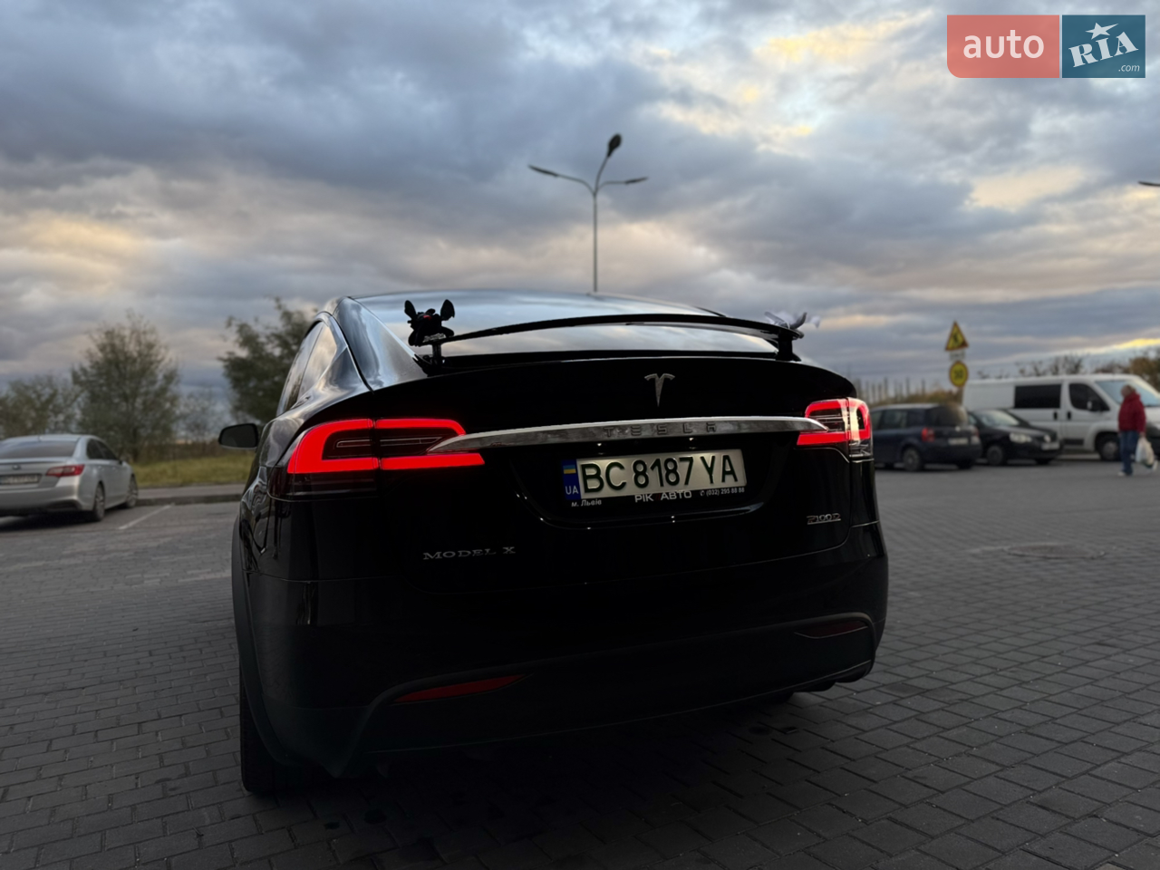 2017 Tesla Model X - мініатюра 23