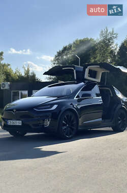 Позашляховик / Кросовер Tesla Model X 2017 в Чернігові