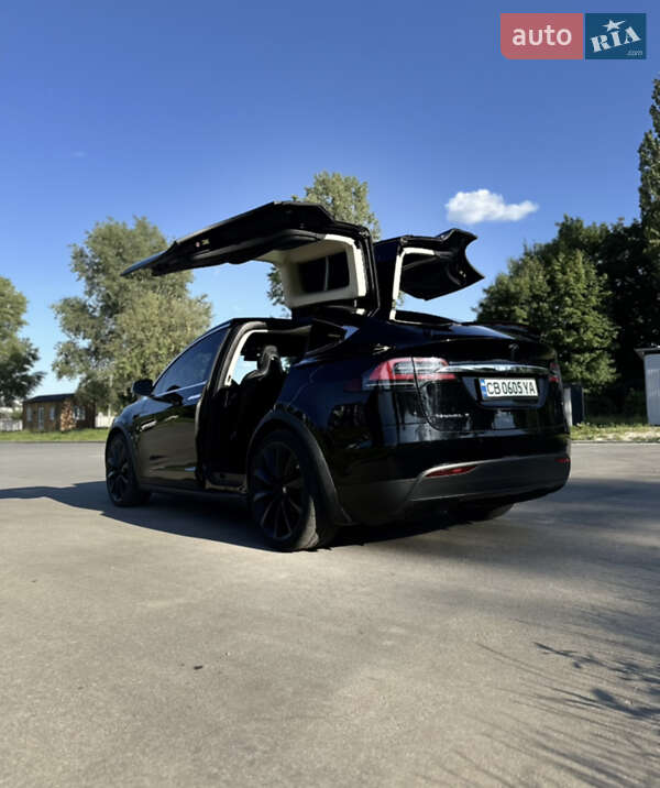 Внедорожник / Кроссовер Tesla Model X 2017 в Чернигове фото 5 Внедорожник / Кроссовер Tesla Model X 2017 в Чернигове