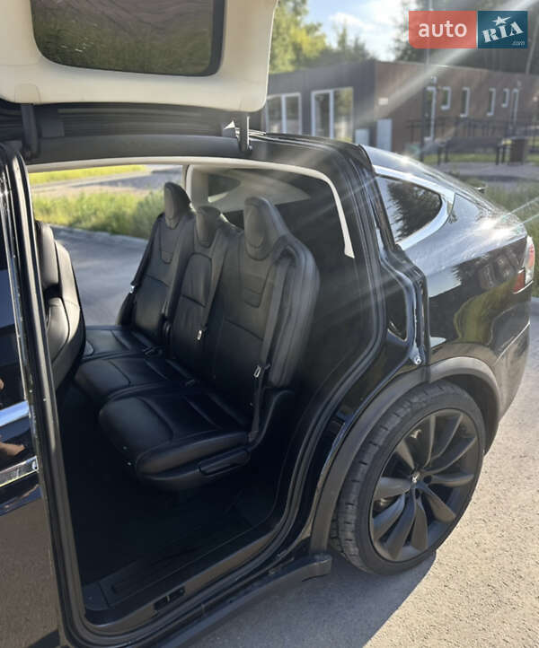 Внедорожник / Кроссовер Tesla Model X 2017 в Чернигове фото 6 Внедорожник / Кроссовер Tesla Model X 2017 в Чернигове