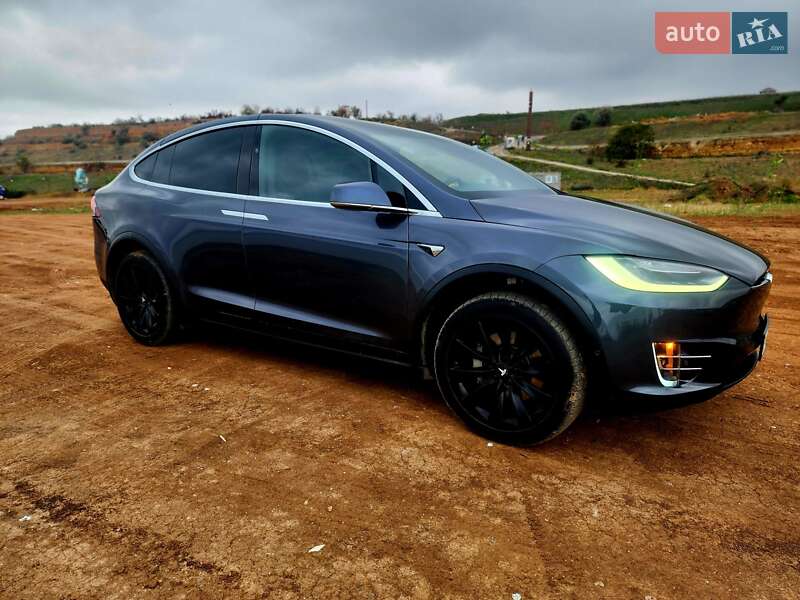 Внедорожник / Кроссовер Tesla Model X 2018 в Одессе