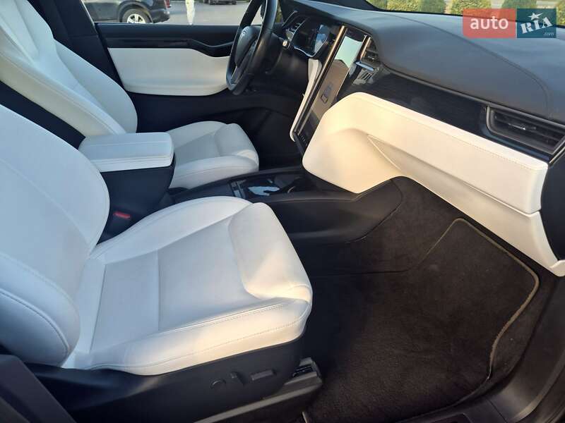 Внедорожник / Кроссовер Tesla Model X 2020 в Коломые