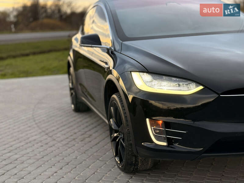 Внедорожник / Кроссовер Tesla Model X 2018 в Дрогобыче фото 18 Внедорожник / Кроссовер Tesla Model X 2018 в Дрогобыче
