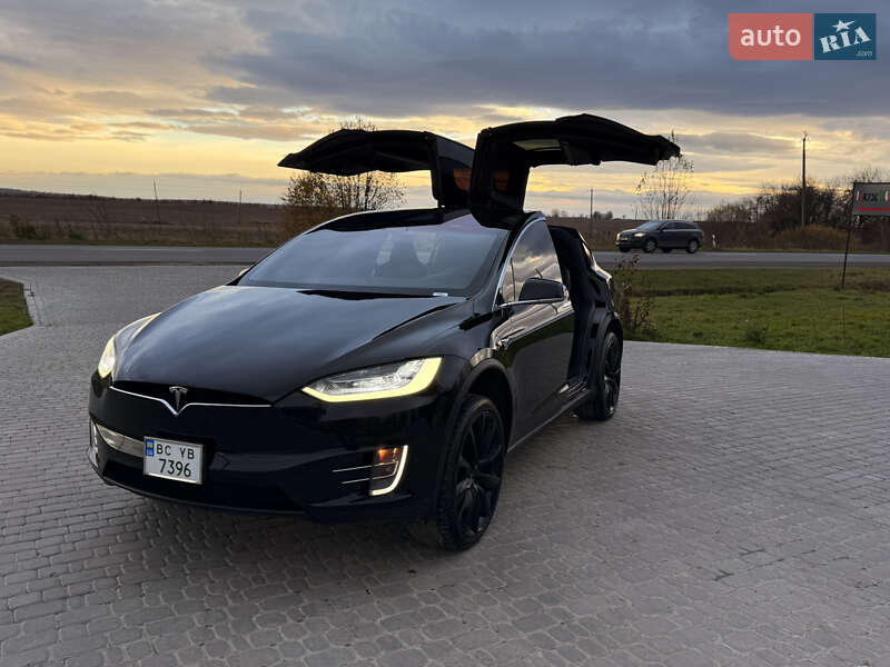 Внедорожник / Кроссовер Tesla Model X 2018 в Дрогобыче фото 22 Внедорожник / Кроссовер Tesla Model X 2018 в Дрогобыче