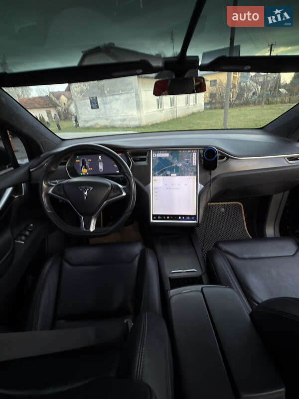 Внедорожник / Кроссовер Tesla Model X 2018 в Дрогобыче фото 32 Внедорожник / Кроссовер Tesla Model X 2018 в Дрогобыче