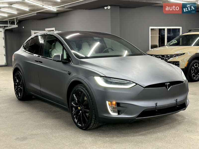Позашляховик / Кросовер Tesla Model X 2016 в Харкові фото 10 Позашляховик / Кросовер Tesla Model X 2016 в Харкові
