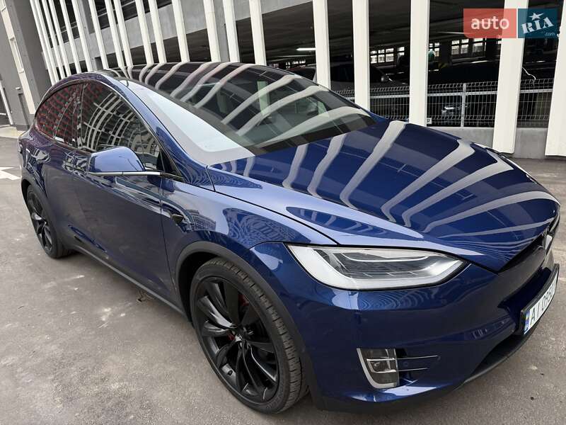 Позашляховик / Кросовер Tesla Model X 2019 в Києві