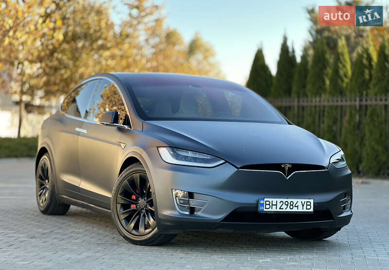 Внедорожник / Кроссовер Tesla Model X 2016 в Одессе фото 3 Внедорожник / Кроссовер Tesla Model X 2016 в Одессе