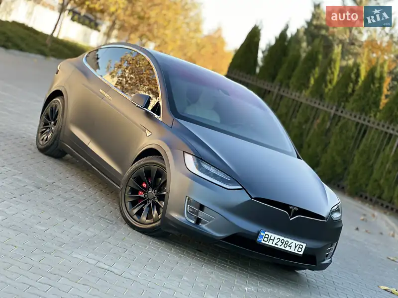 Tesla Model X 2016 VIN 5YJXCBE40GF021102 фото оголошення 13 з 107