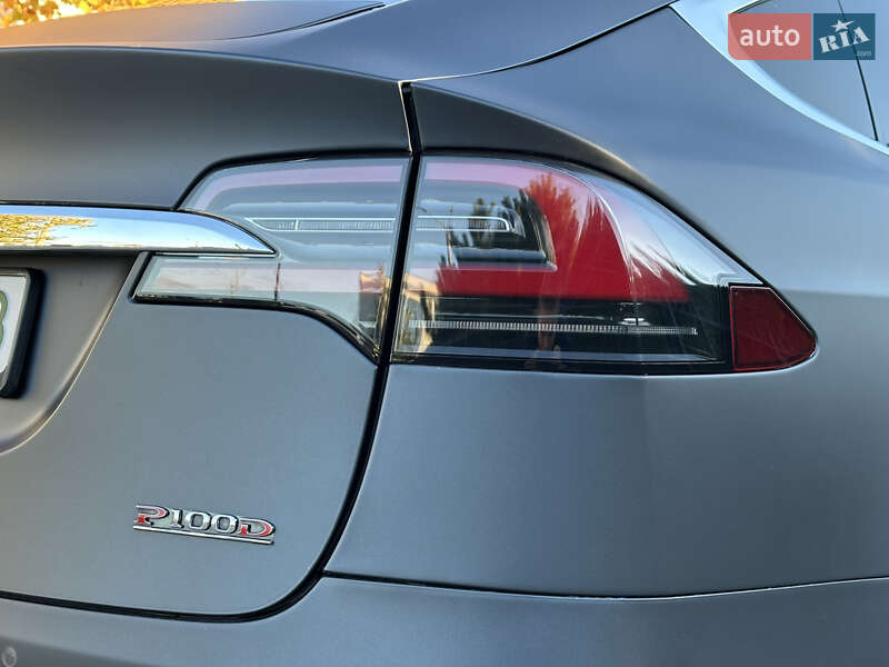 Внедорожник / Кроссовер Tesla Model X 2016 в Одессе фото 28 Внедорожник / Кроссовер Tesla Model X 2016 в Одессе