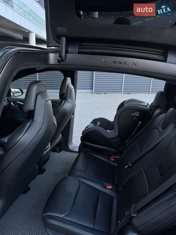 Позашляховик / Кросовер Tesla Model X 2017 в Києві фото 9 Позашляховик / Кросовер Tesla Model X 2017 в Києві