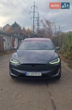 Позашляховик / Кросовер Tesla Model X 2019 в Львові