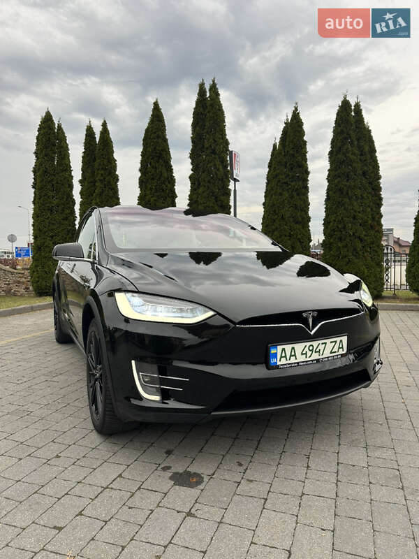 Внедорожник / Кроссовер Tesla Model X 2019 в Львове
