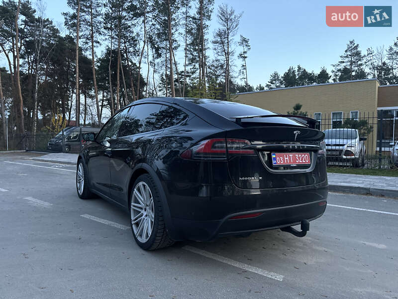 Позашляховик / Кросовер Tesla Model X 2017 в Житомирі фото 15 Позашляховик / Кросовер Tesla Model X 2017 в Житомирі