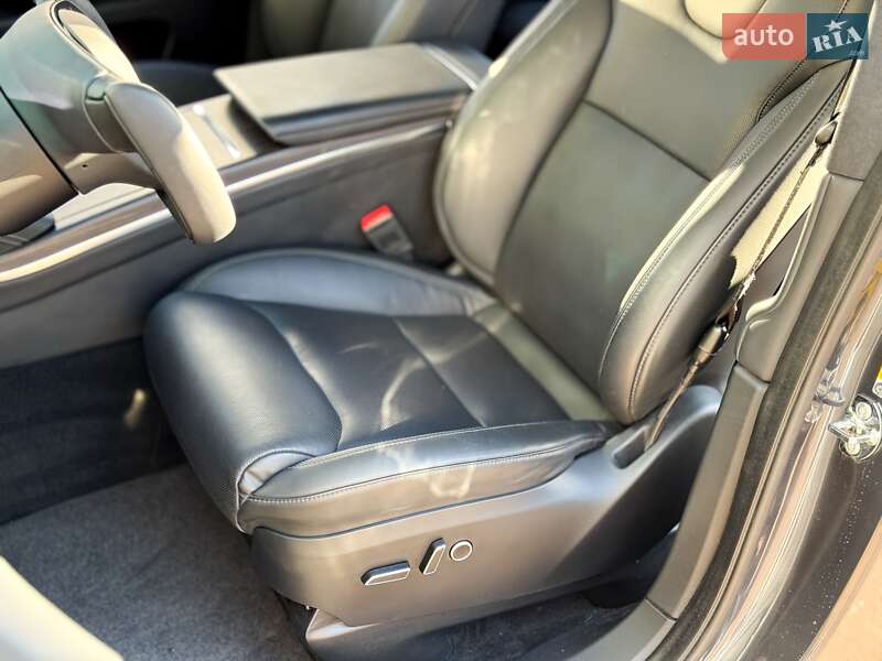 Позашляховик / Кросовер Tesla Model X 2022 в Києві фото 13 Позашляховик / Кросовер Tesla Model X 2022 в Києві