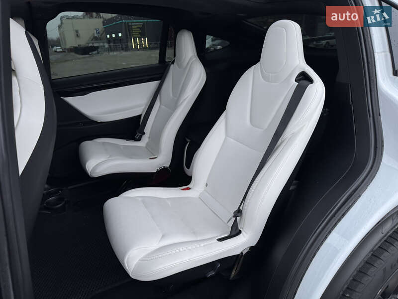 Внедорожник / Кроссовер Tesla Model X 2018 в Киеве