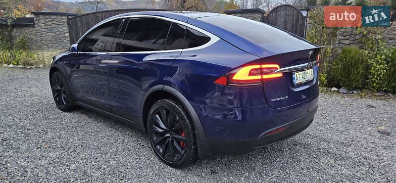 Внедорожник / Кроссовер Tesla Model X 2017 в Хусте