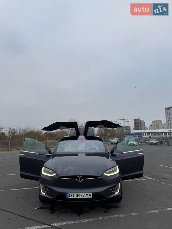 Внедорожник / Кроссовер Tesla Model X 2016 в Киеве фото 10 Внедорожник / Кроссовер Tesla Model X 2016 в Киеве