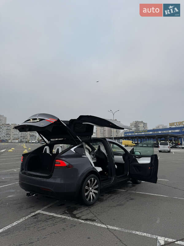 Внедорожник / Кроссовер Tesla Model X 2016 в Киеве фото 15 Внедорожник / Кроссовер Tesla Model X 2016 в Киеве
