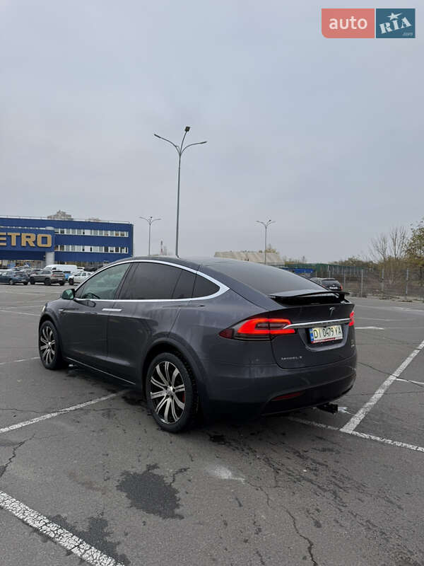 Внедорожник / Кроссовер Tesla Model X 2016 в Киеве фото 36 Внедорожник / Кроссовер Tesla Model X 2016 в Киеве