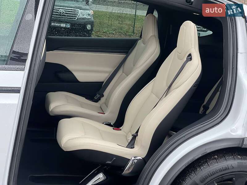 Позашляховик / Кросовер Tesla Model X 2023 в Києві
