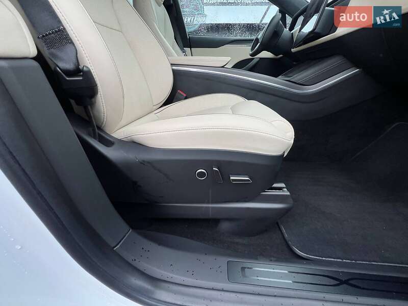 Позашляховик / Кросовер Tesla Model X 2023 в Києві