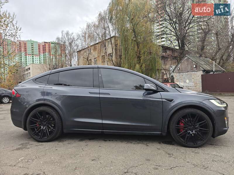 Внедорожник / Кроссовер Tesla Model X 2018 в Киеве фото 3 Внедорожник / Кроссовер Tesla Model X 2018 в Киеве