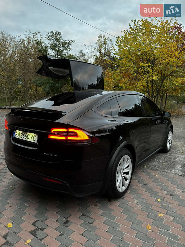 Позашляховик / Кросовер Tesla Model X 2020 в Києві