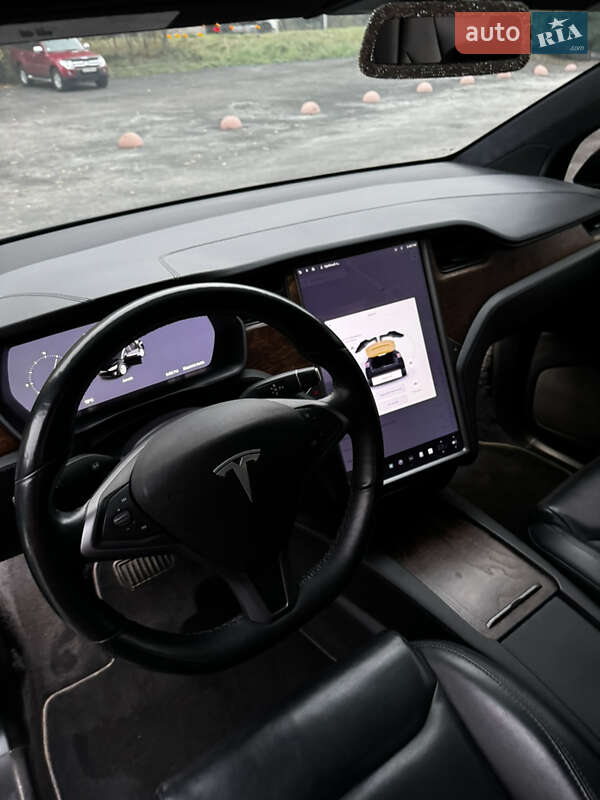 Позашляховик / Кросовер Tesla Model X 2020 в Києві