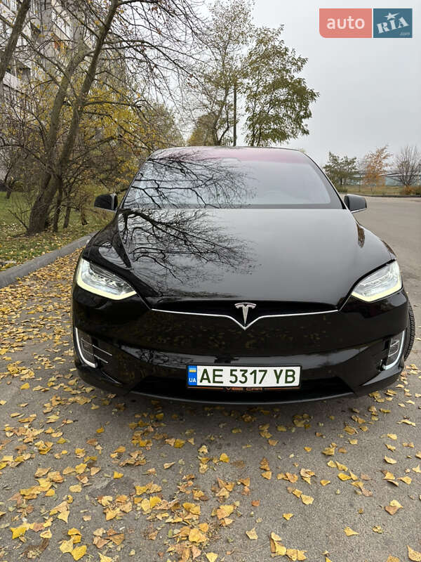 Tesla Model X 2018