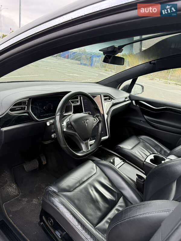 Внедорожник / Кроссовер Tesla Model X 2016 в Киеве фото 18 Внедорожник / Кроссовер Tesla Model X 2016 в Киеве