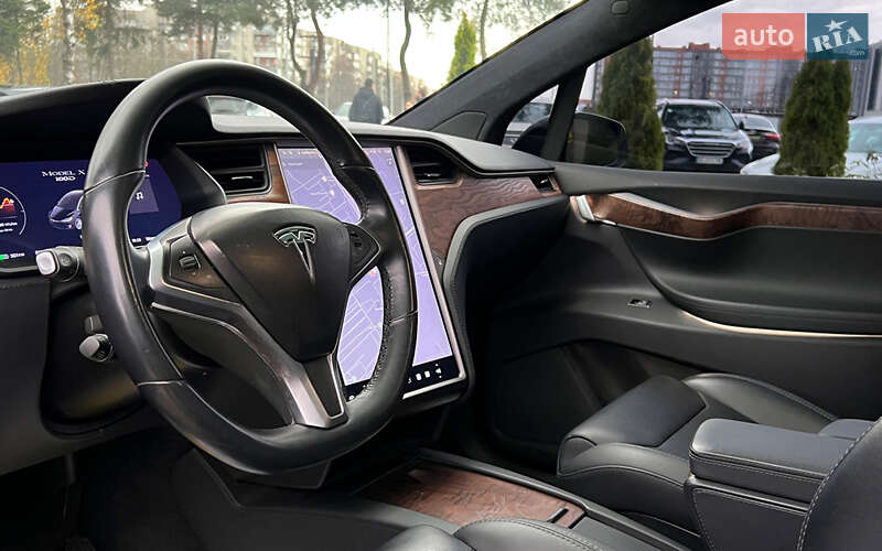 Внедорожник / Кроссовер Tesla Model X 2017 в Львове