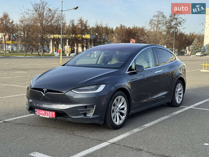 Внедорожник / Кроссовер Tesla Model X 2018 в Киеве
