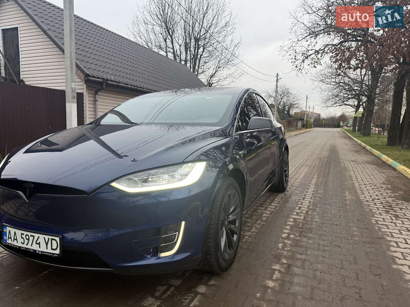 Позашляховик / Кросовер Tesla Model X 2016 в Києві фото 2 Позашляховик / Кросовер Tesla Model X 2016 в Києві