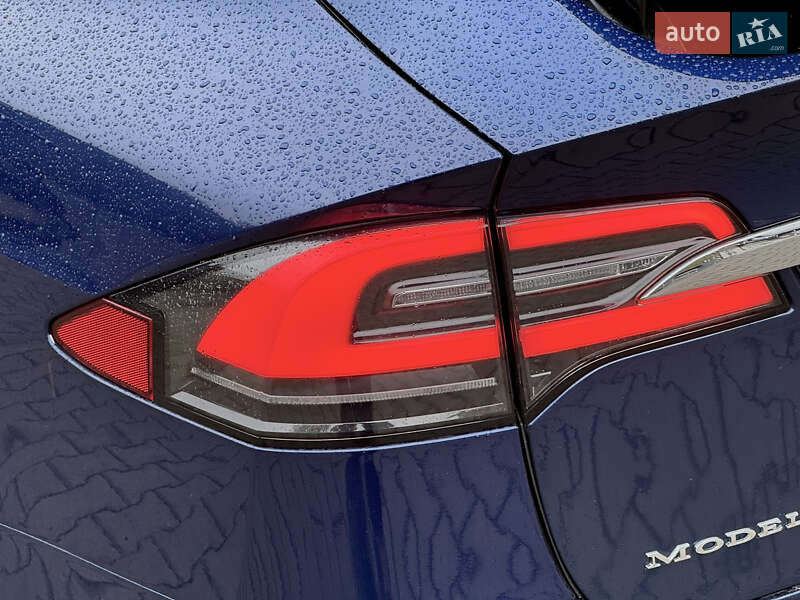 Позашляховик / Кросовер Tesla Model X 2017 в Ужгороді фото 12 Позашляховик / Кросовер Tesla Model X 2017 в Ужгороді