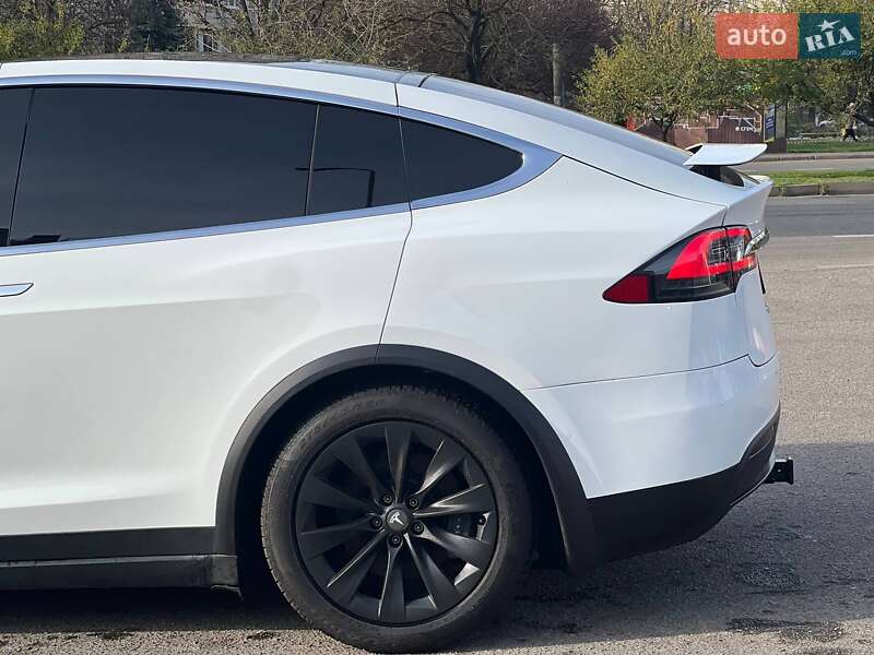 Позашляховик / Кросовер Tesla Model X 2020 в Одесі фото 16 Позашляховик / Кросовер Tesla Model X 2020 в Одесі