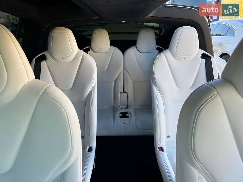 Позашляховик / Кросовер Tesla Model X 2020 в Одесі фото 24 Позашляховик / Кросовер Tesla Model X 2020 в Одесі