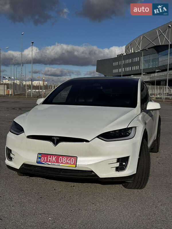 Позашляховик / Кросовер Tesla Model X 2019 в Львові фото Позашляховик / Кросовер Tesla Model X 2019 в Львові