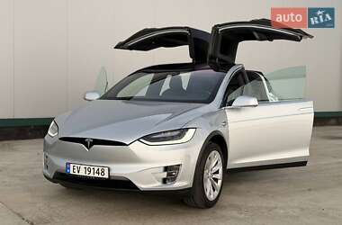 Позашляховик / Кросовер Tesla Model X 2018 в Вінниці