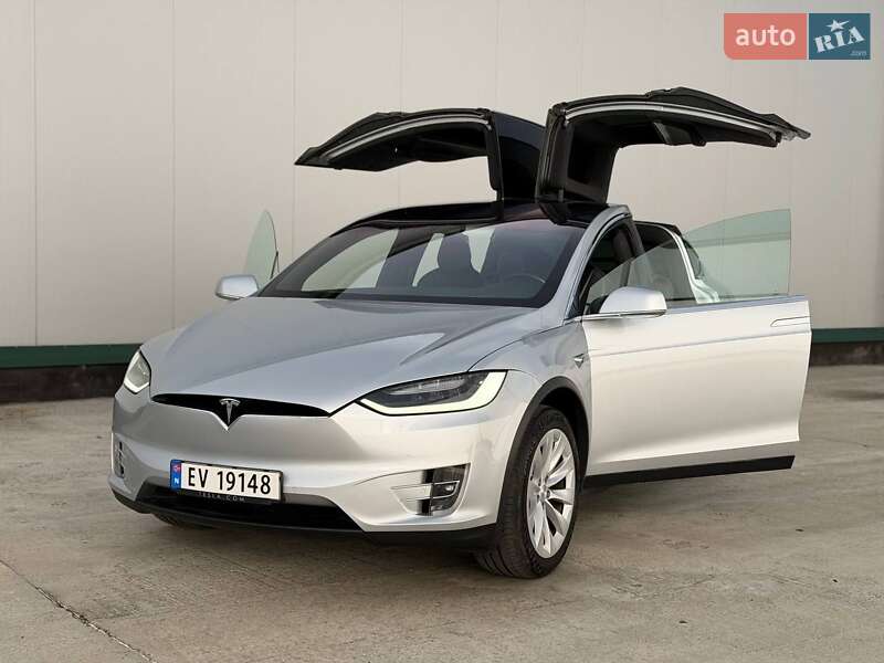 Внедорожник / Кроссовер Tesla Model X 2018 в Виннице фото Внедорожник / Кроссовер Tesla Model X 2018 в Виннице