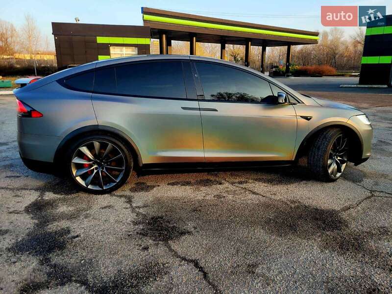 Внедорожник / Кроссовер Tesla Model X 2019 в Днепре