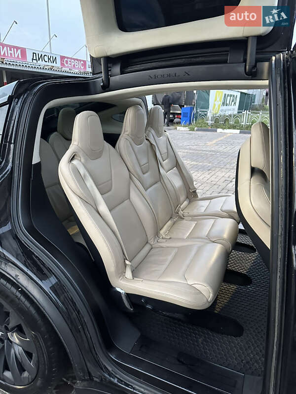Позашляховик / Кросовер Tesla Model X 2017 в Харкові